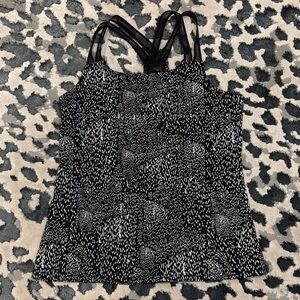 Fabletics Black and White Patterned Tank Top